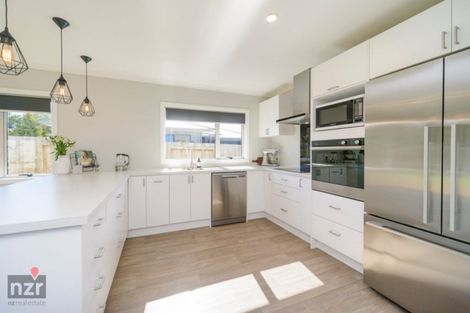 Photo of property in 18 Wescombe Grove, Feilding, 4702