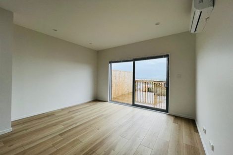 Photo of property in 11a Crestview Rise, Papakura, 2110