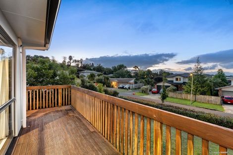 Photo of property in 26 Cape Vista Crescent, Pukekohe, 2120