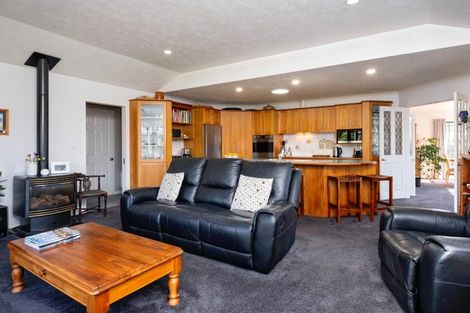 Photo of property in 11 Pukekura Place, Taradale, Napier, 4112