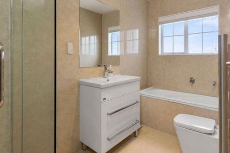 Photo of property in 19 Ballindrait Drive, Flat Bush, Auckland, 2019