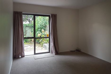 Photo of property in 4/19 Grove Road, Addington, Christchurch, 8024