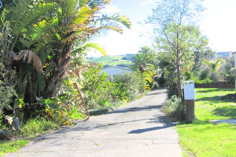 Photo of property in 12 Yorke Road, Haruru, 0204