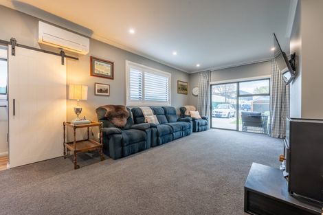 Photo of property in 30 Trafalgar Street, Maori Hill, Timaru, 7910