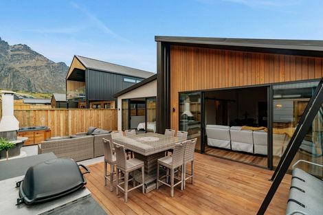 Photo of property in 62 Muster Road, Jacks Point, 9371