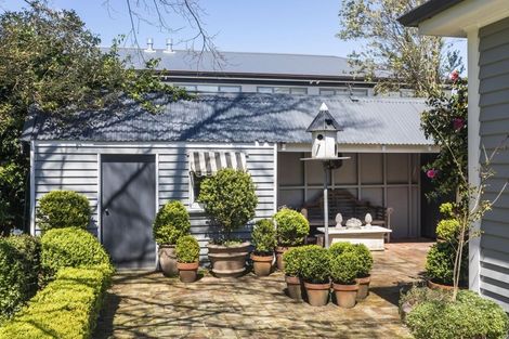 Photo of property in 54 Fendalton Road, Fendalton, Christchurch, 8014