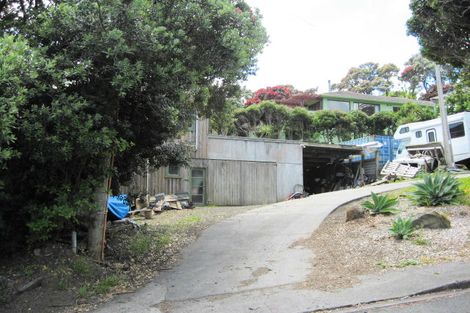 Photo of property in 4 Domain Crescent, Muriwai, Waimauku, 0881