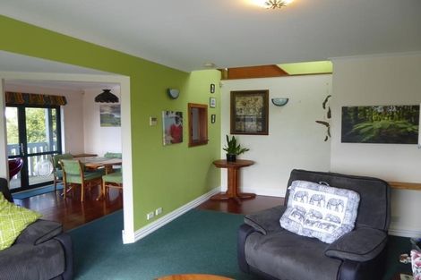 Photo of property in 14 Marjory Close, Broadmeadows, Wellington, 6035