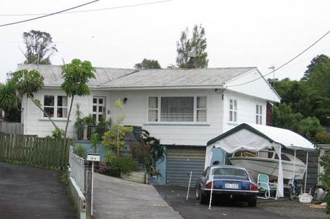 Photo of property in 10a Christina Avenue, Te Atatu South, Auckland, 0602
