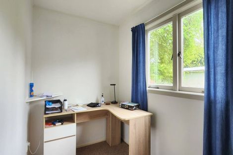 Photo of property in 2/186 Archers Road, Glenfield, Auckland, 0629