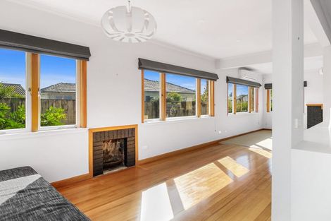 Photo of property in 18 Bolmuir Road, Forest Lake, Hamilton, 3200