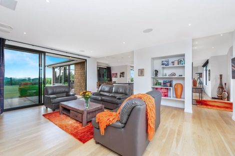 Photo of property in 7 Windleborn Road, Ngahinapouri, Hamilton, 3290