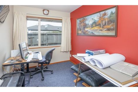 Photo of property in 61 Chesterfield Mews, Russley, Christchurch, 8042