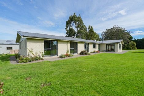 Photo of property in 239 Pomona East, Makarewa, Invercargill, 9876