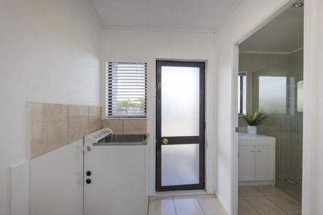 Photo of property in 19 Leander Place, Milson, Palmerston North, 4414