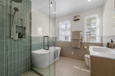 Photo of property in 48 Mcdougall Avenue, St Albans, Christchurch, 8014