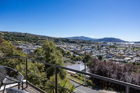 Photo of property in 42 Easther Crescent, Kew, Dunedin, 9012