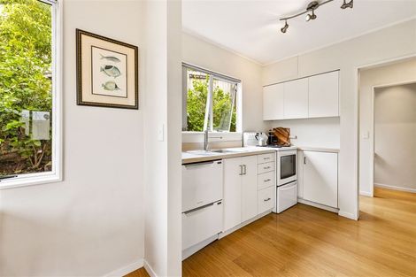 Photo of property in 12/24 Eastglen Road, Glen Eden, Auckland, 0602