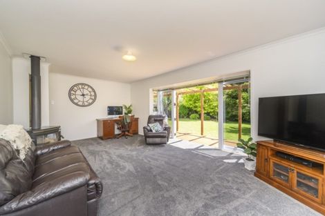 Photo of property in 8 Flower Street, Bulls, 4818