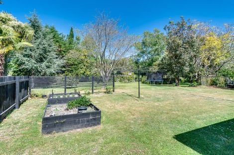 Photo of property in 35 Shaw Road, Eskdale, Napier, 4182