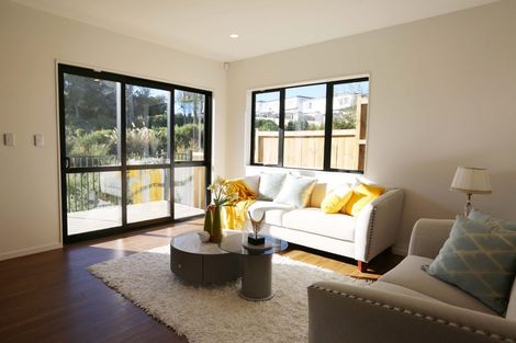 Photo of property in 25 Tannaghmore Drive, Flat Bush, Auckland, 2019