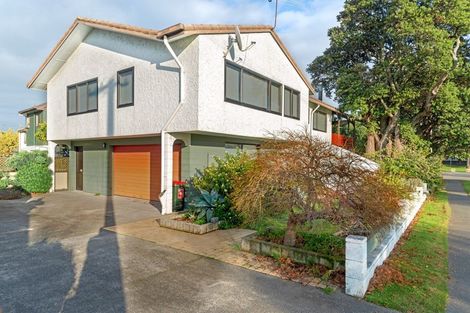 Photo of property in 71 Esplanade, Kaiti, Gisborne, 4010