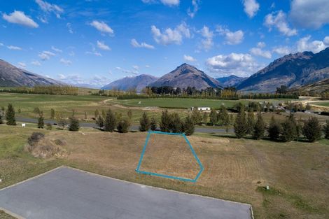 Photo of property in 17 Soudley Court, Jacks Point, Queenstown, 9371