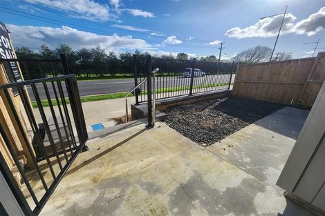 Photo of property in 137 Grove Road, Papakura, 2110