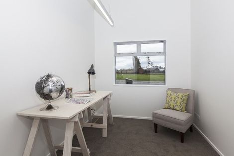 Photo of property in 5 Picadilly Avenue, Casebrook, Christchurch, 8051