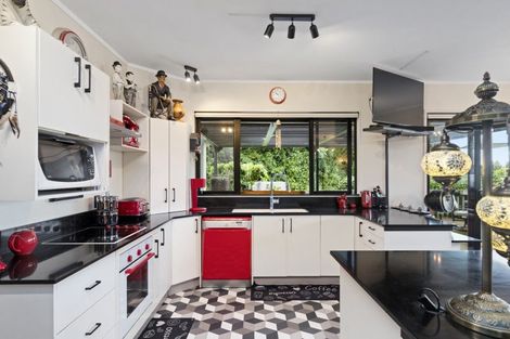 Photo of property in 25 Thorn Road, Tuakau, 2121