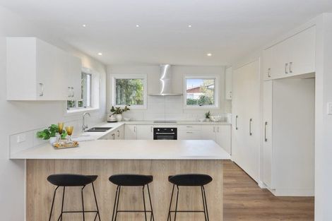 Photo of property in 8a Rosedale Place, Avonhead, Christchurch, 8042