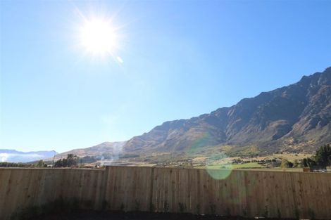 Photo of property in 6 Ward Street, Jacks Point, Queenstown, 9371