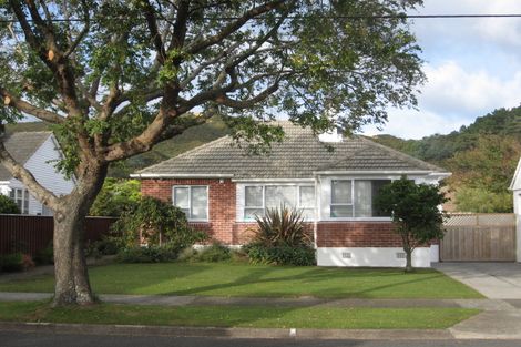 Photo of property in 26 Pilcher Crescent, Naenae, Lower Hutt, 5011