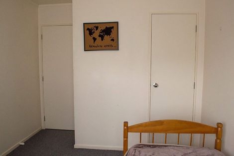 Photo of property in 95 Seaview Road, Glenfield, Auckland, 0629