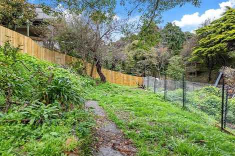 Photo of property in 14 Grays Road, Plimmerton, Porirua, 5026