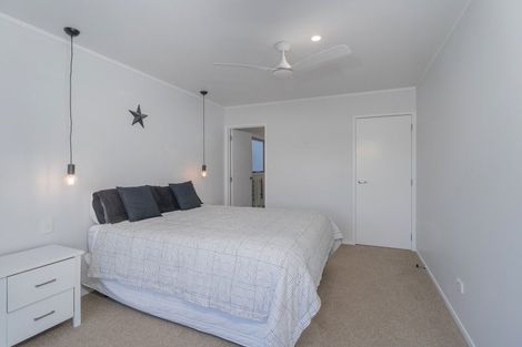 Photo of property in 127 The Fairway, Matarangi, Whitianga, 3592