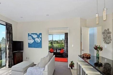 Photo of property in 2 Vivian Road, Silverdale, 0932