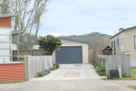 Photo of property in 29 Pipi Dune, Whitianga, 3510