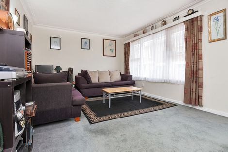 Photo of property in 2/27 Cardwell Street, Onehunga, Auckland, 1061