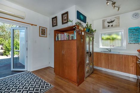 Photo of property in 91 Bowhill Road, New Brighton, Christchurch, 8083