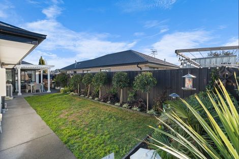 Photo of property in 27 Faringdon Boulevard, Rolleston, 7615