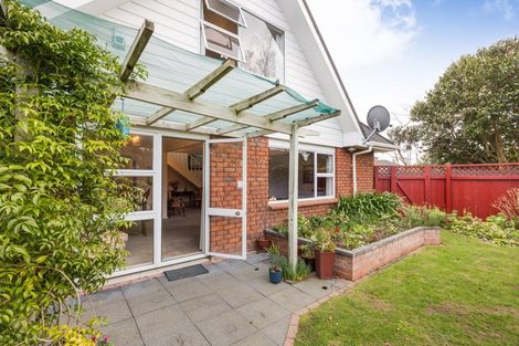 Photo of property in 104a Russell Street, Palmerston North, 4414