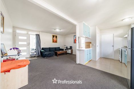 Photo of property in 121-123 Bell Road, Waiwhetu, Lower Hutt, 5010