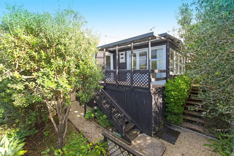 Photo of property in 11 Kauri Road, Stanmore Bay, Whangaparaoa, 0932