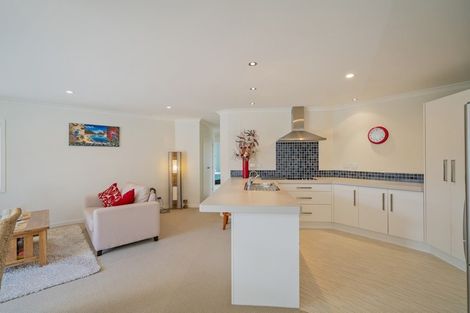 Photo of property in 3 Mermaid Place, Whitianga, 3510