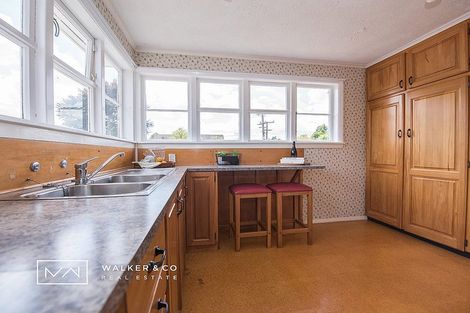 Photo of property in 6 York Avenue, Heretaunga, Upper Hutt, 5018