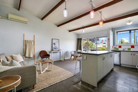 Photo of property in 2/17 Wills Street, Ashburton, 7700