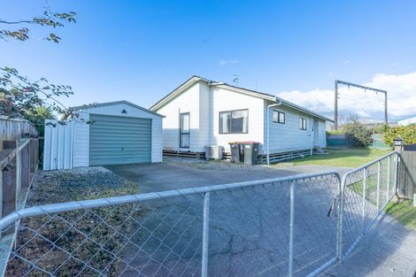 Photo of property in 56 Geraldine Crescent, Cloverlea, Palmerston North, 4412