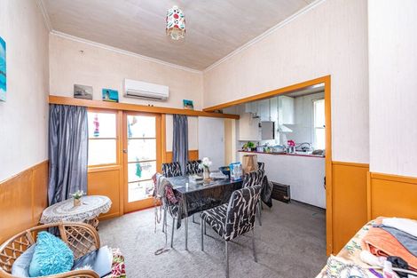 Photo of property in 23 Egmont Street, Castlecliff, Whanganui, 4501