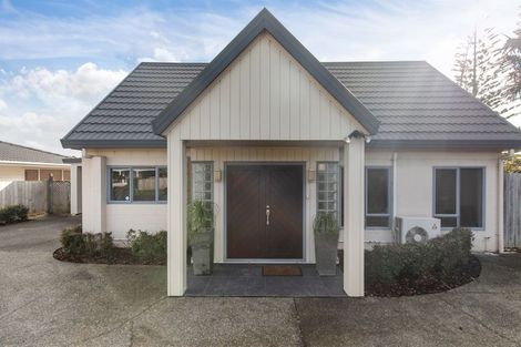 Photo of property in 1 Yacht Place, Bucklands Beach, Auckland, 2012